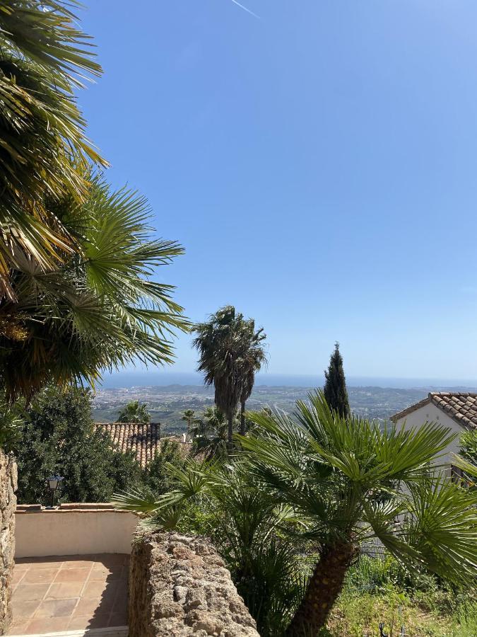 Hébergement de vacances Terraced House In The Mountains With Fantastic View Málaga